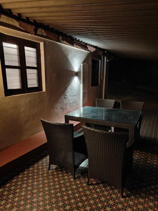 A Quaint Cottage With Rajah'S Seat View. มาดิเครี ภายนอก รูปภาพ
